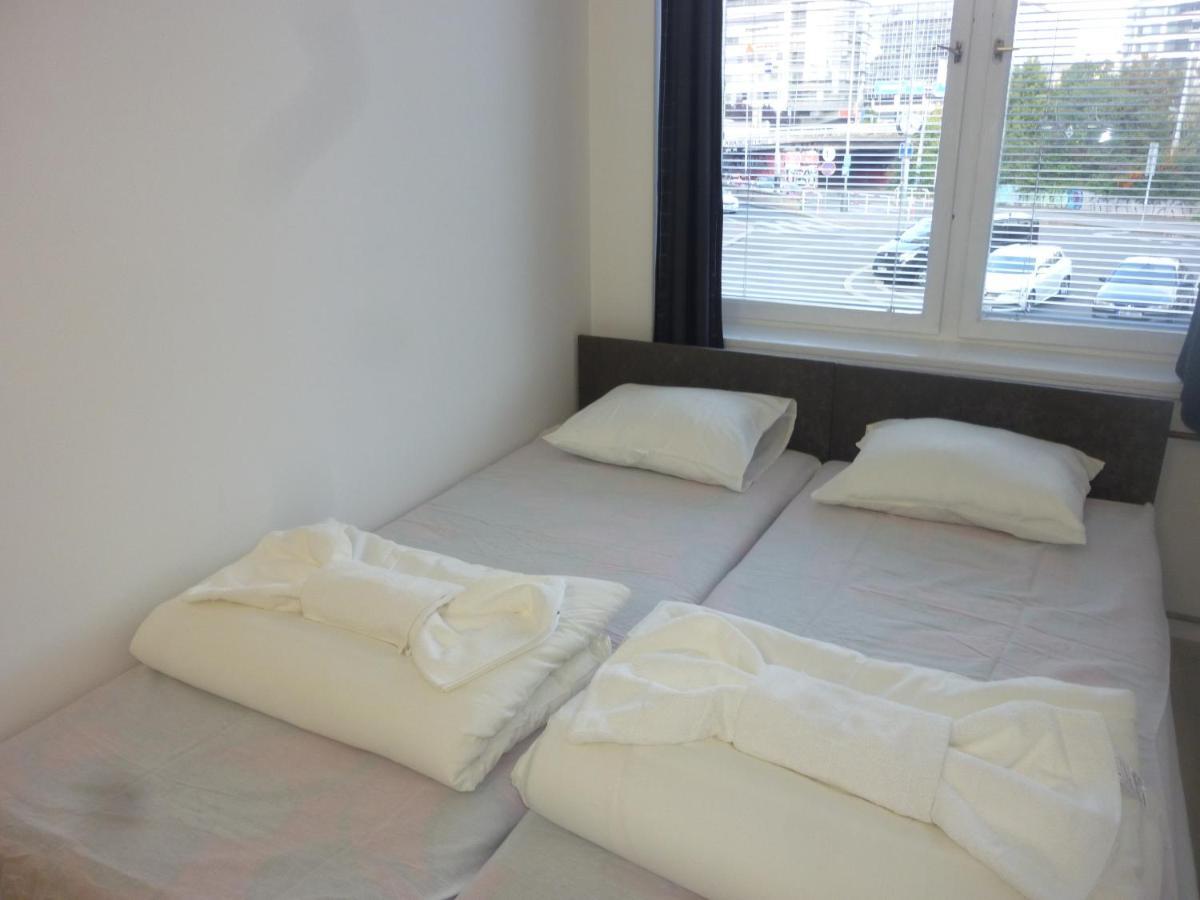 Apartment Van N Praga Esterno foto
